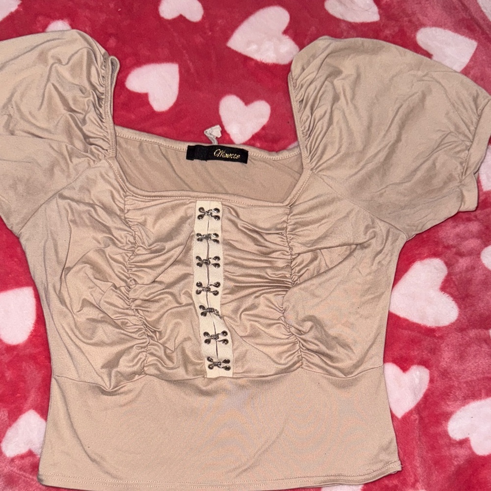 Chic Beige Blouse with Puff Sleeves